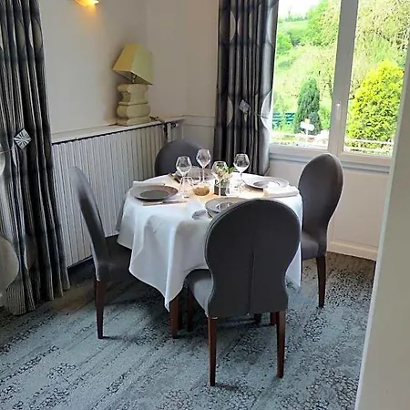 מלון De L'abbaye-logis Restaurant