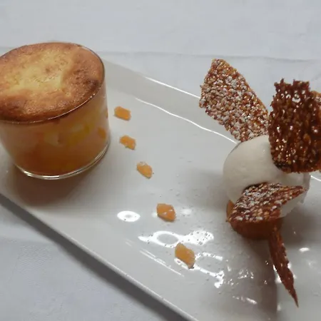 De L'abbaye-logis Restaurant מלון