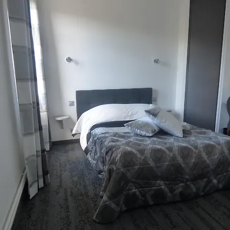 De L'abbaye-logis Restaurant Отель