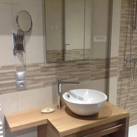 De L'abbaye-logis Restaurant 3* Hambye